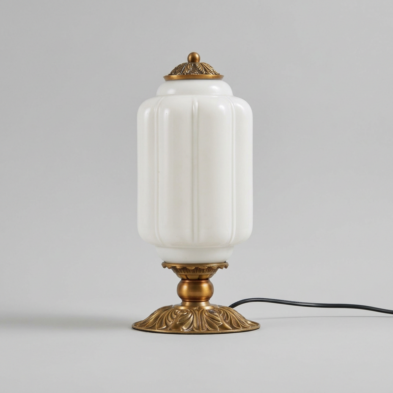 Acanthe — Lampe à poser en verre opalin
