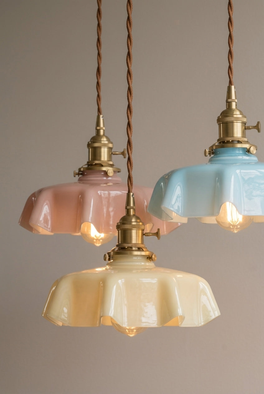 Pivoine — Suspension en verre festonné