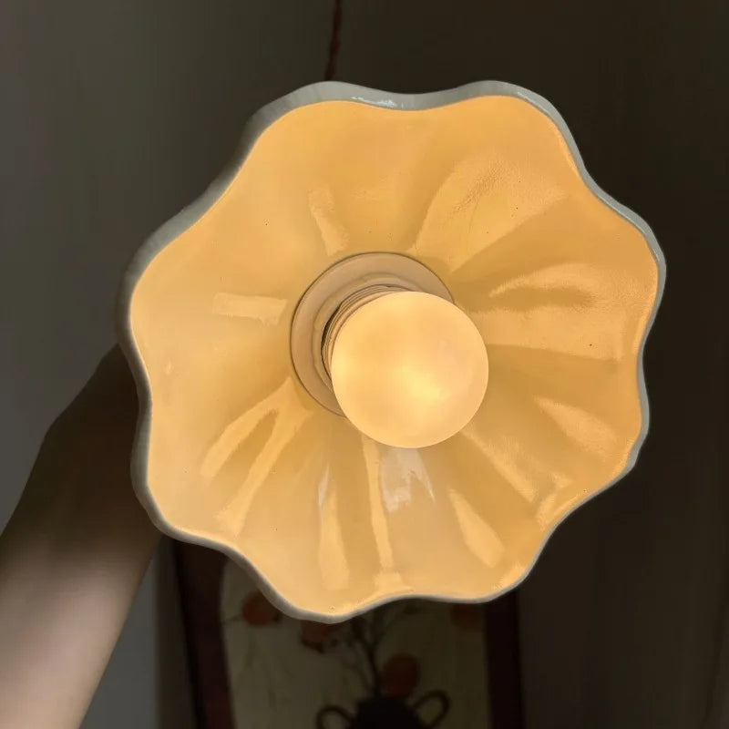 Anémone — Suspension fleur en céramique