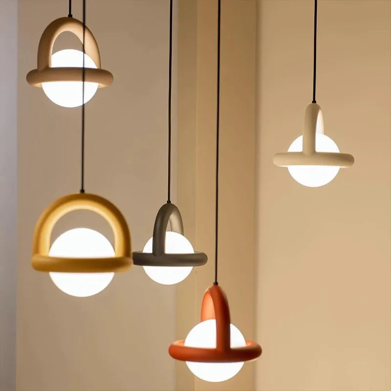 Crocus — Suspension globe opaline
