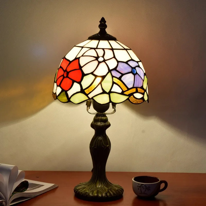 Véronique — Lampe à poser en vitrail