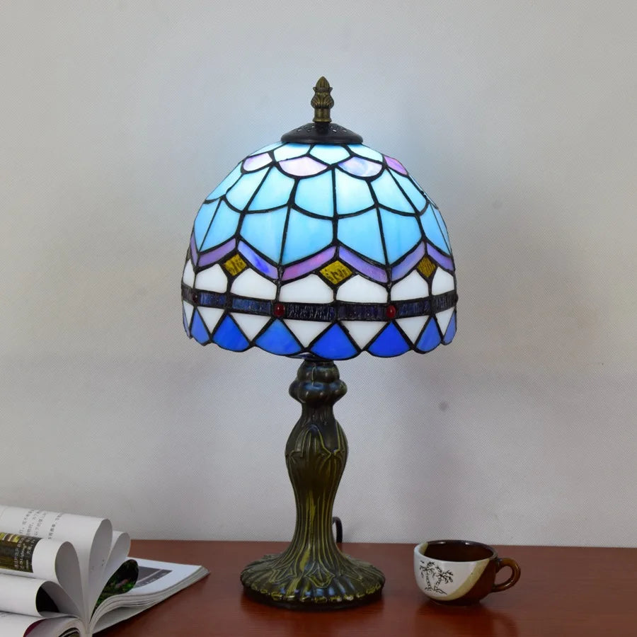 Véronique — Lampe à poser en vitrail