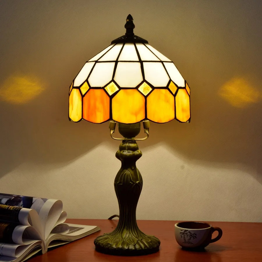 Véronique — Lampe à poser en vitrail