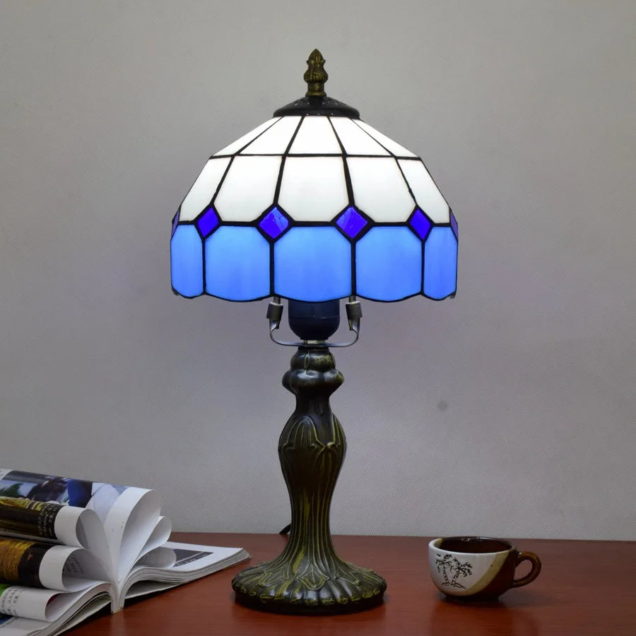Véronique — Lampe à poser en vitrail