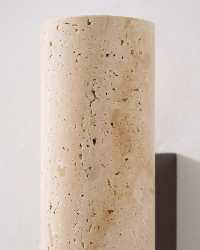 Verveine — Applique colonne en pierre
